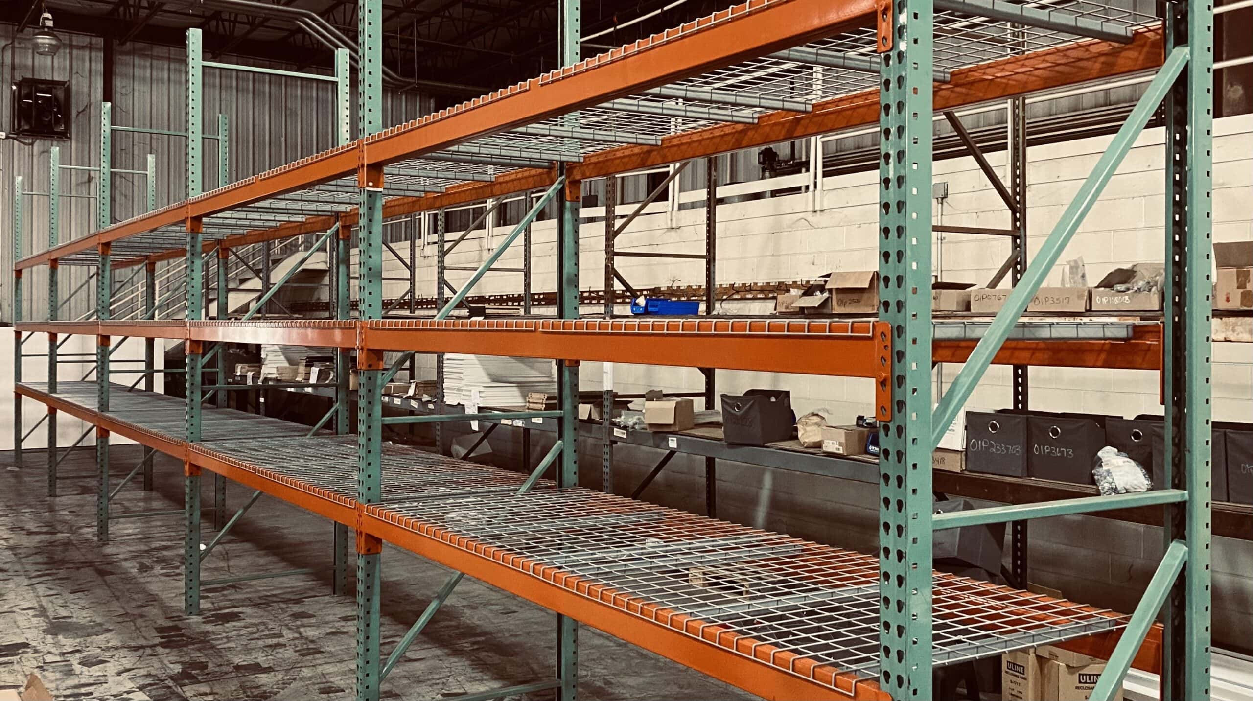 Starter Unit Mecalux Teardrop Pallet Rack 8'H x 8'W x 2'D