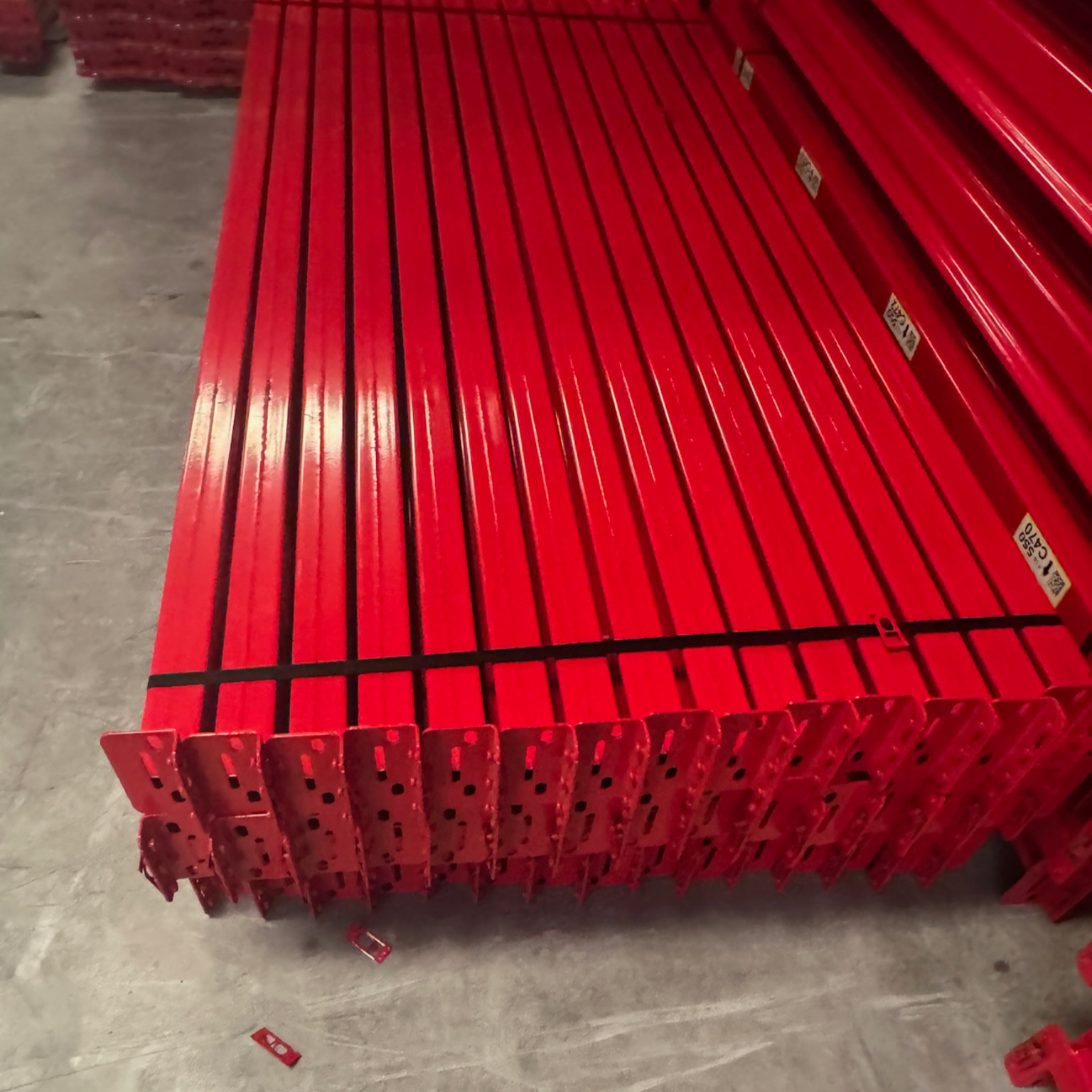 Used teardrop light duty pallet rack beams