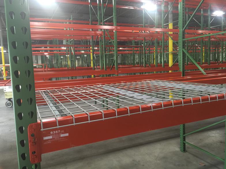 D4246AA3A1_Wire_Mesh_Decking_42_Deep_x_46_Wide